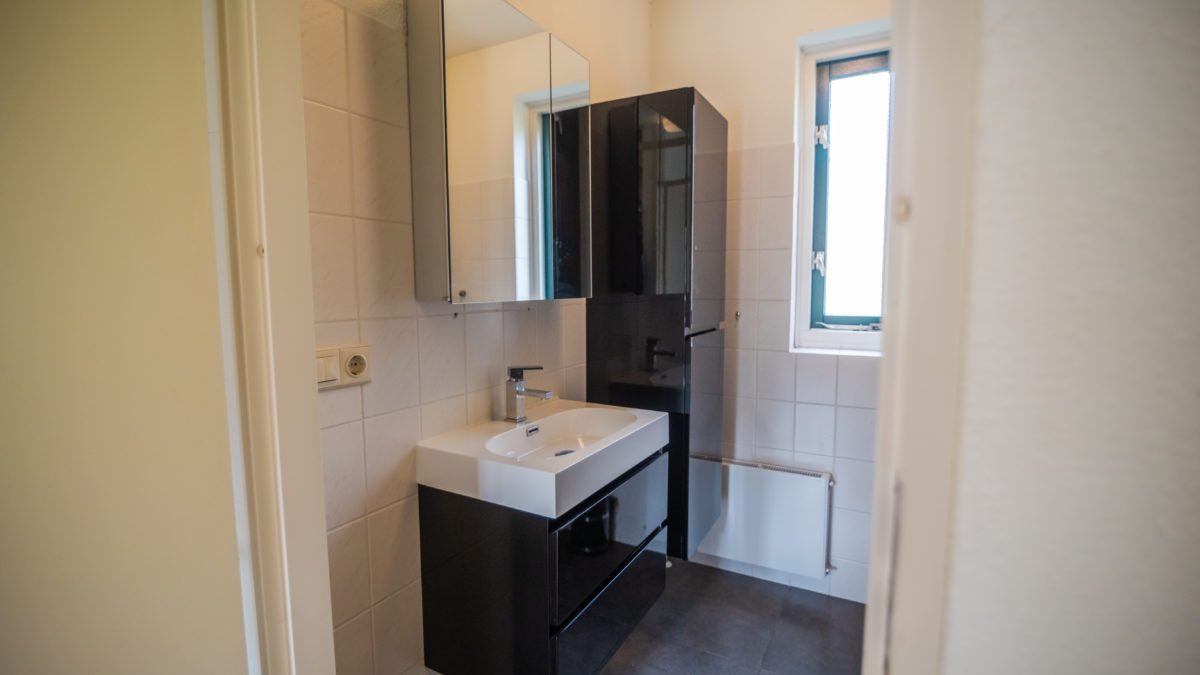 Bungalow V001 Badkamer