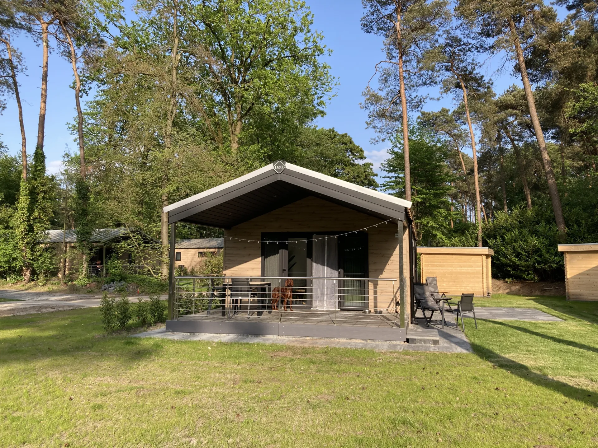 Vooraanzicht Huisje