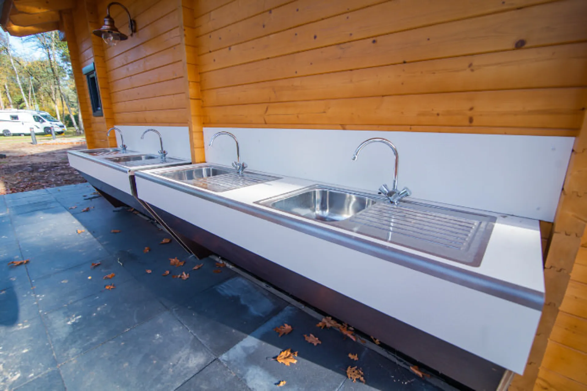Toiletgebouw kamperen 3