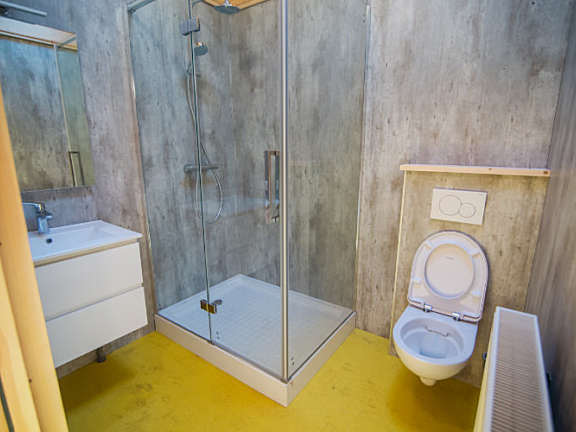 Toiletgebouw kamperen 4